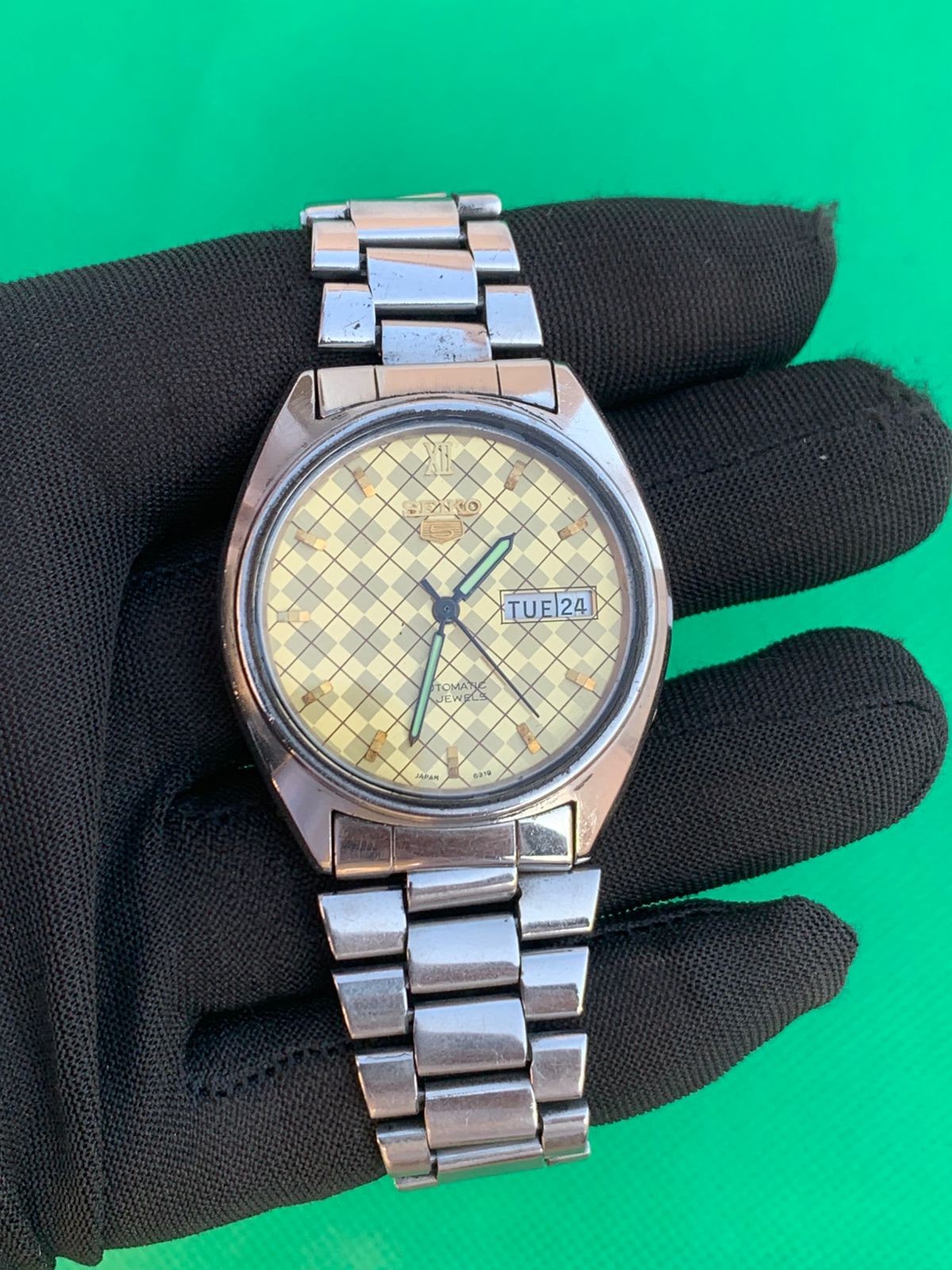 men Automatic in Steel Stainless Seiko Japan Wristwatch Jewels Vintage made 5 17 - VintageWatches.PK men Automatic in Steel Stainless Seiko Japan Wristwatch Jewels Vintage made 5 17 - vintagewatches.pk