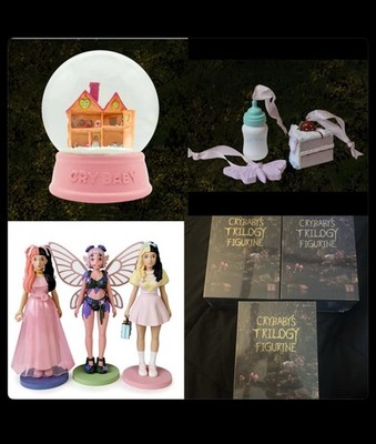 Melanie Martinez Super Fan Bundle - Dollhouse Snowglobe, Ornaments, Figurines