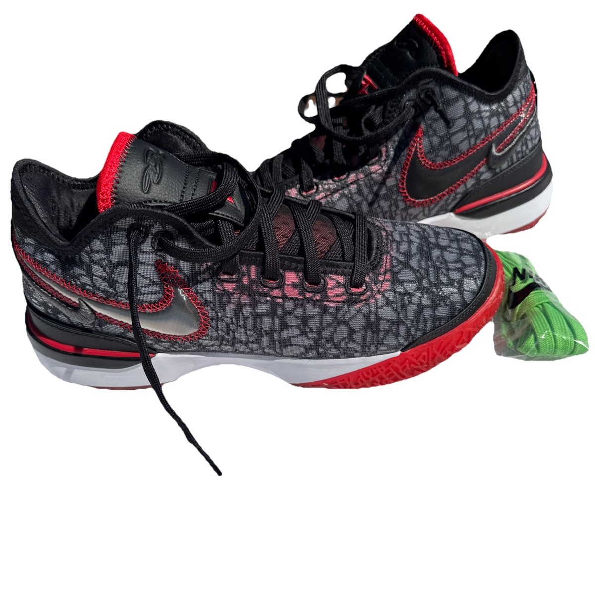 レプトン photon 中古　3本セット Nike Zoom Lebron NXXT Gen x Faze Clan Mens Sz 8 Red Black DR8784