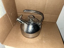 Chantal 1.8 Qt Premium Stainless Steel Classic Stovetop Tea Kettle Induction