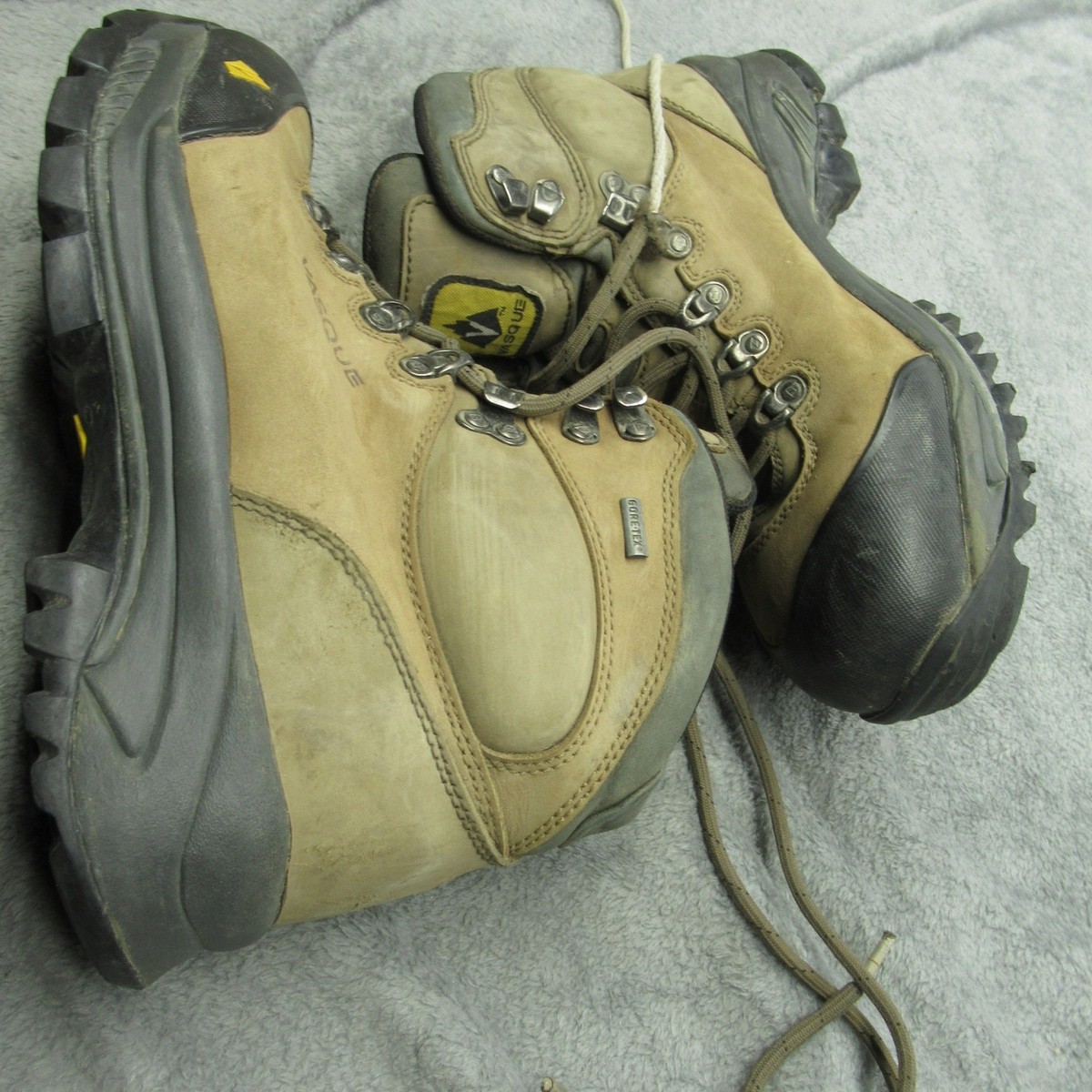 Vasque Men Boots 10 M Beige Gore-Tex Hiking Leather 