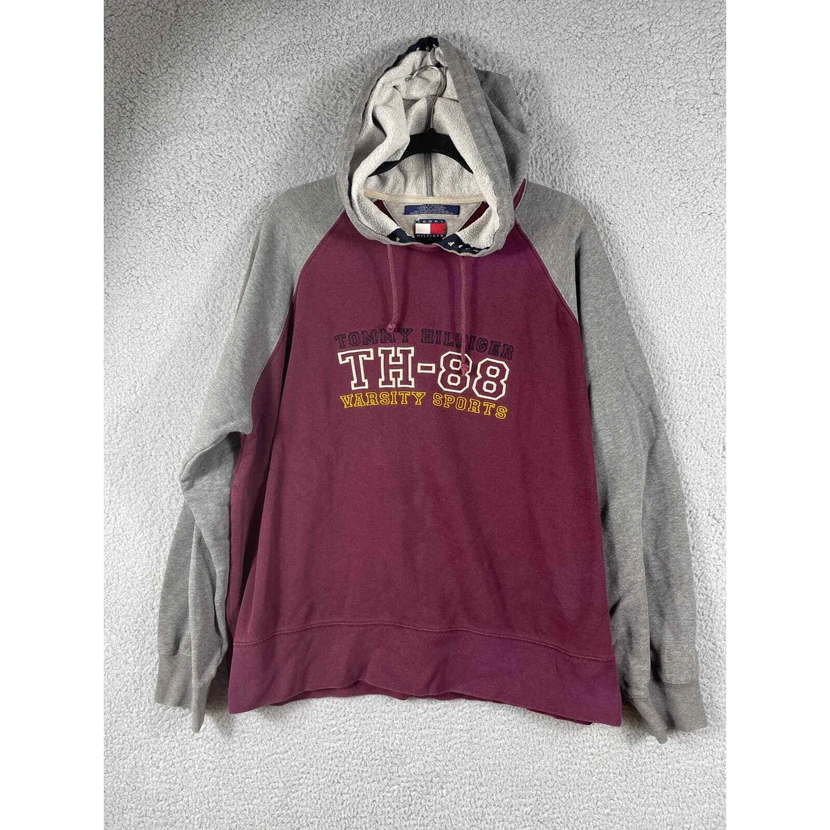 Tommy hilfiger hoodie burgundy new arrivals