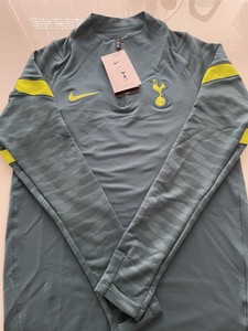 tottenham half zip