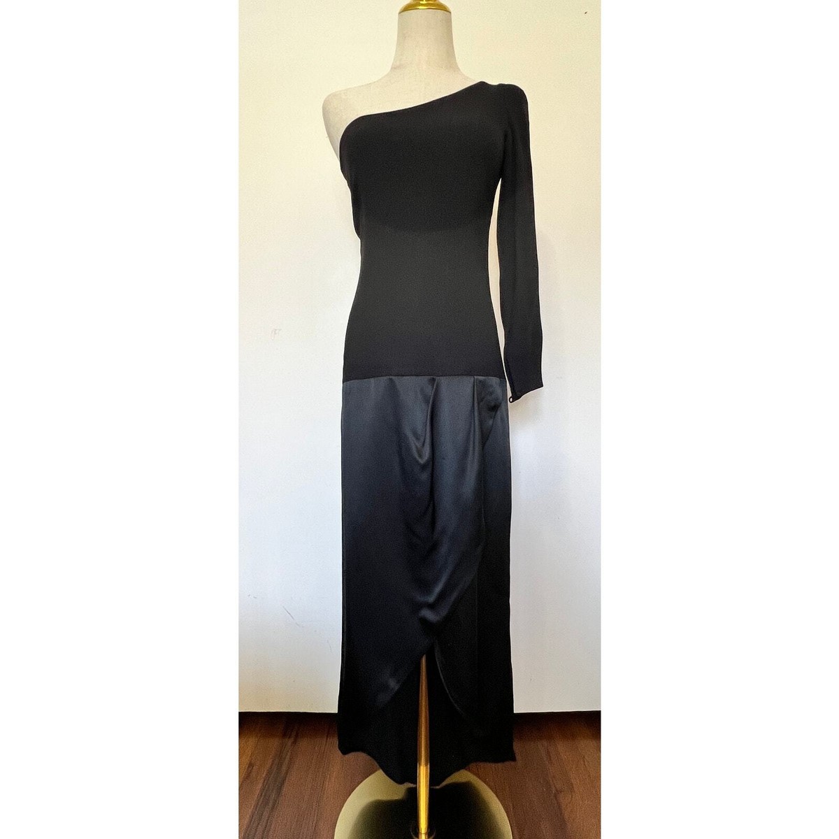 princess diana one shoulder dress Princess Dianas Iconic One-Shoulder Dress