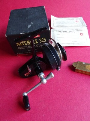 EINE GUTE LEICHT GEBRAUCHTE VINTAGE BOXED GARCIA MITCHELL 325 SPINNROLLE