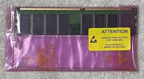 Integral IN1T1GNSKCX 1GB DDR400 DIMM Ref00335 - Picture 3 of 3