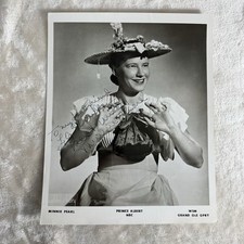 Minnie Pearl Signed Autographed Country Comedian Rare