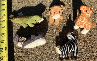 Vintage 60s 70s Applause Stuffed Animals  Zebra,Cat,Whale,Giraffe,Alligator ￼ ￼