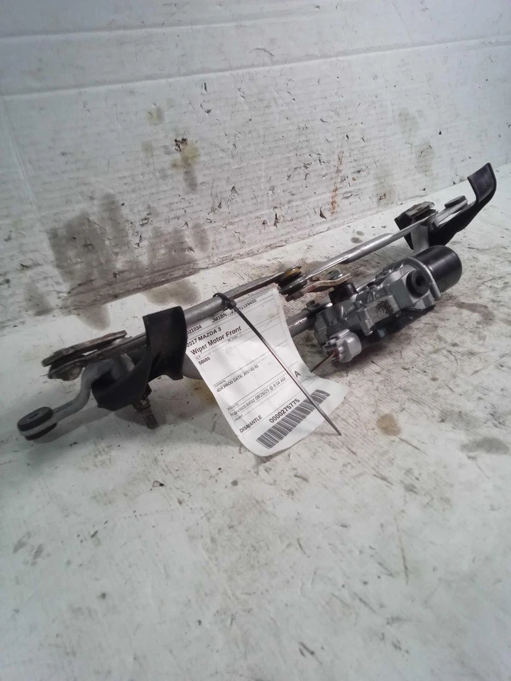 2017 MAZDA 3 Wiper Motor OEM BHS267340 65K Grey Used - Fast Shipping Foto 2 de 4