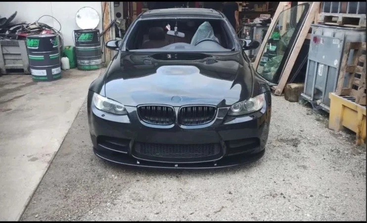 Spoiler labial parachoque dianteiro M3 para BMW E90 E92 E93 M3 2008-2013 – preto brilhante - Imagem 3 de 4
