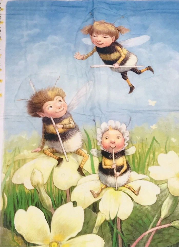 Baby Quilt Coverlet Hand Made Bees and Flowers 22" x 41" Stroller Car Crib - Image 2 of 4