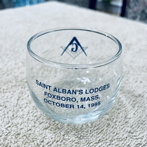 VTG Freemasons Masonic Mason Saint Alban’s Lodges, Foxboro, Mass Glass Cup 1995 - Picture 2 of 4