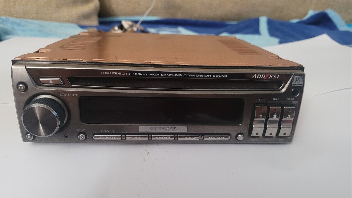 Clarion HXD2 Hi-End CD Player Head Unit - Old School Clarion HXD2 Hi-End CD Player Head Unit - Old School