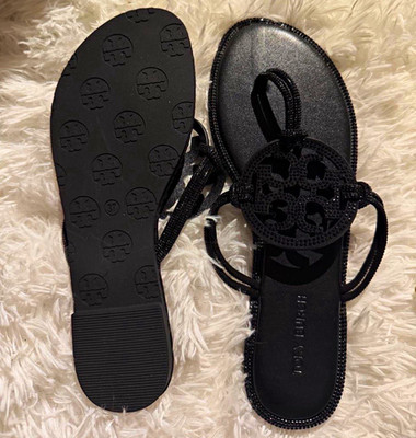 Tory Burch Women s US 8 Black Patent Leather Thong Slip-On Flat Sandals