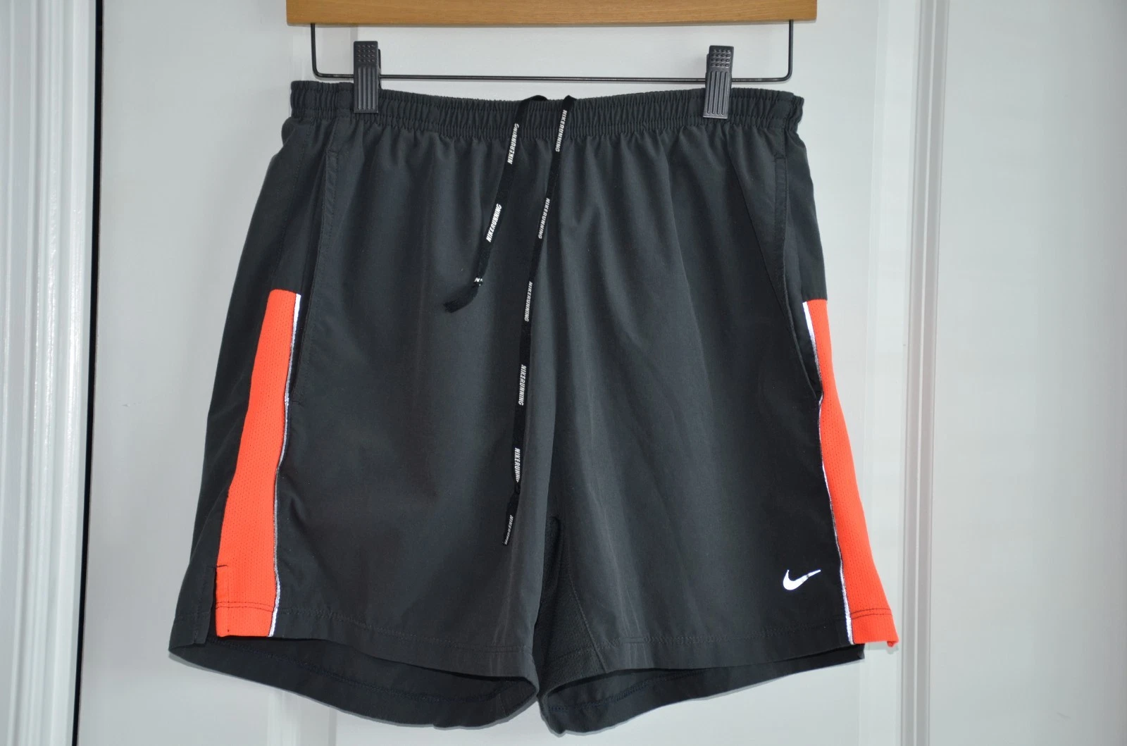 USED Nike Mens Running Dri Fit Shorts Medium M Charcoal Black 519793 - 061