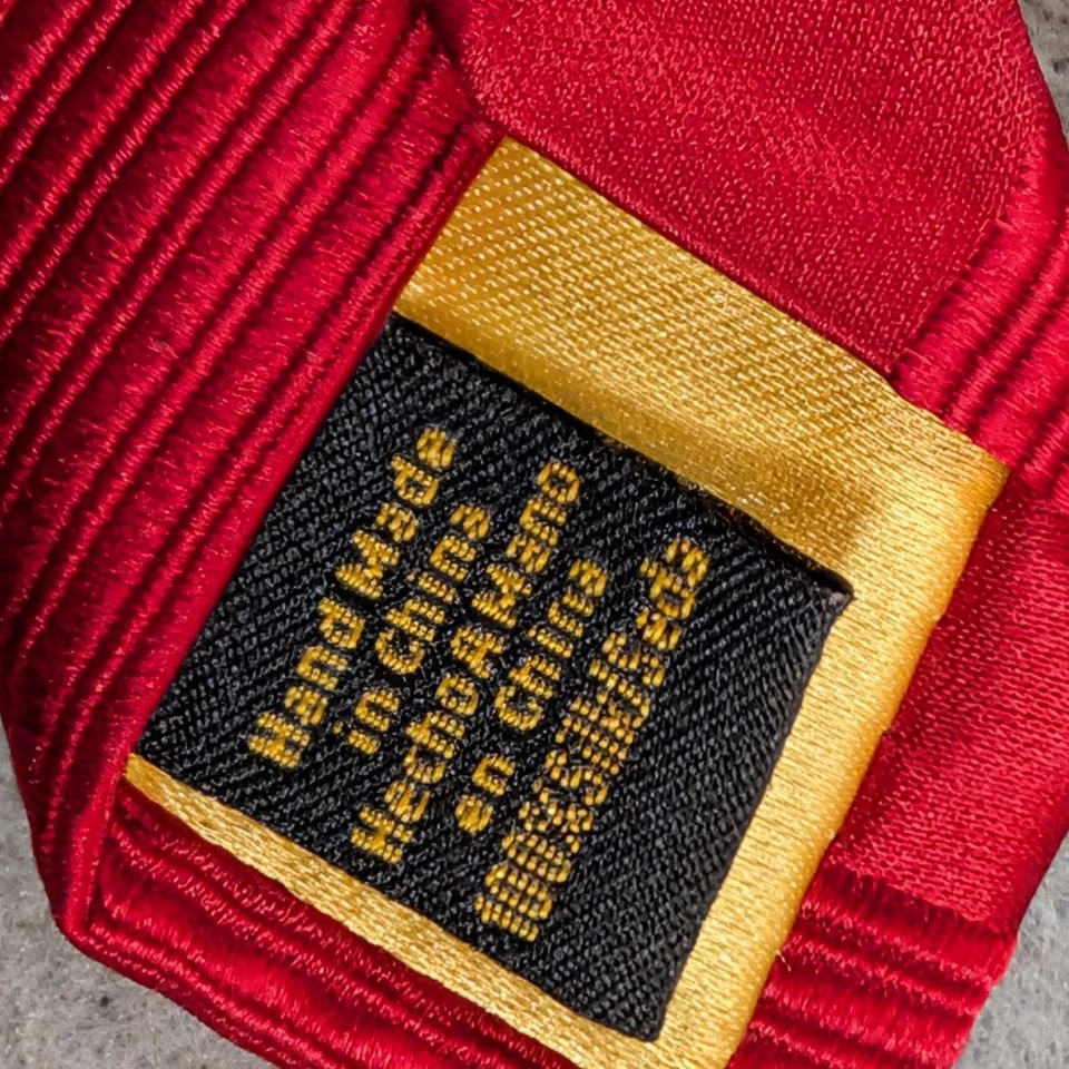 Галстук мужской Donald J Trump Signature Collection красный шелковый в полоску - Изображение 4 из 4