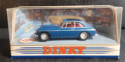 DINKY MATCHBOX 1965 BLUE M.G.B. GT MG 1:43 SCALE DIECAST NOS ORIGINAL