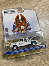 GREENLIGHT Tow Truck