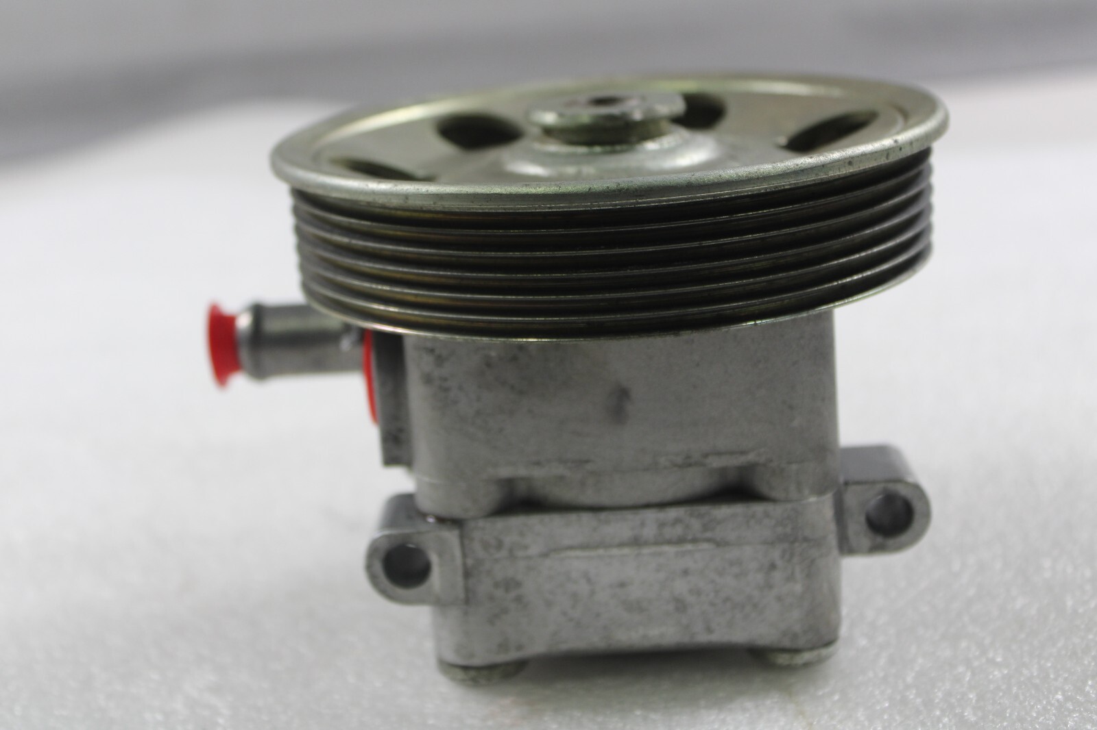 Maserati Quattroporte, Power Steering Pump, Used P/N 204070 s/c 255278