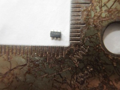 10pcs SYD104AAD SYD104AA SYD104A Tt6xx Tt6** SYD104AADC SOT23-6 Transistor #W2*
