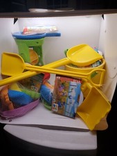 Hape - Ultimate Beach Toy Bundle - Yellow