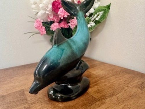 Vintage Blue Mountain Pottery Dolphin Figurine – Canadian Green Drip Glaze – Mid - Picture 5 of 10