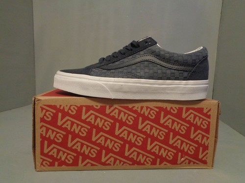 vans emboss old skool
