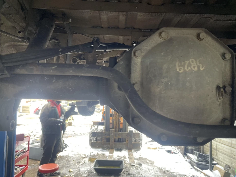 2002- 2006 Dodge Mercedes Freightliner Sprinter Van Rear Axle Clean Assembly Oem Foto 3 de 4