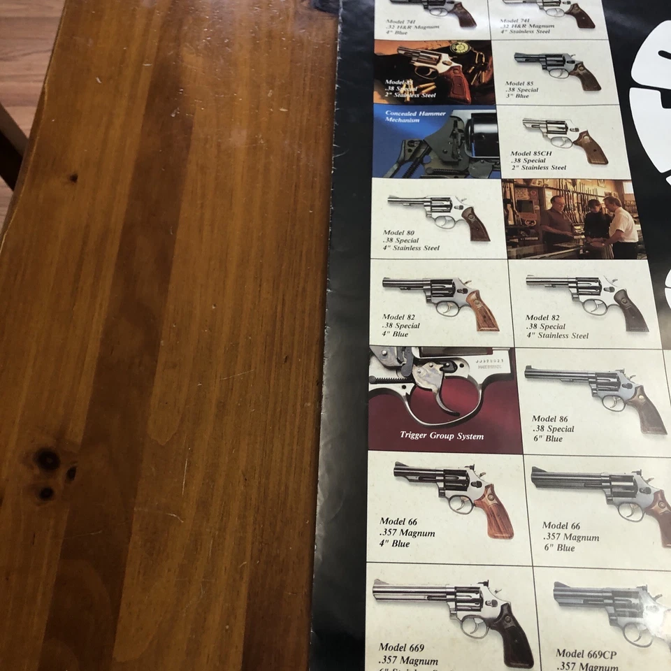 Póster de pistola y revólver Taurus EE. UU. de colección 36" x 24" ver fotos Foto 4 de 4