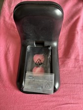 Półka wylotowa EchoGear do urządzeń Amazon Echo i Plug In do 10Ibs czarna