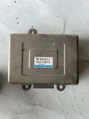 Mitsubishi Pajero II V3W, V2W, V4W Motorsteuergerät Steuergerät MC856813 35765939