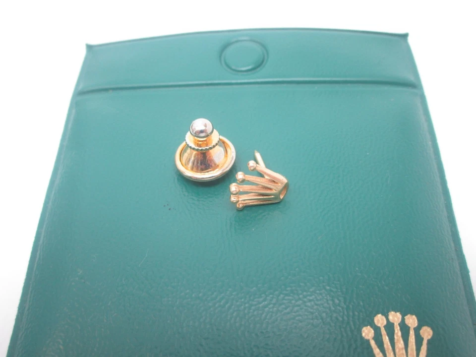 Vintage 1970 14k Yellow Gold Rolex Lapel Pin in Green Rolex Pouch - Image 2 of 4