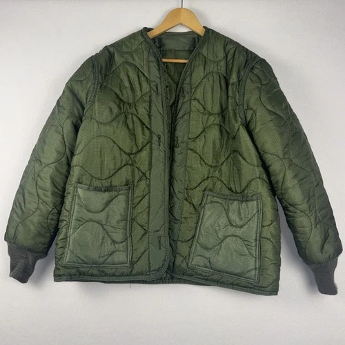 USGI Army Issue Green Unisex Woobie Jacket Estimated Size M/L. See Measurements. - product listing photo
