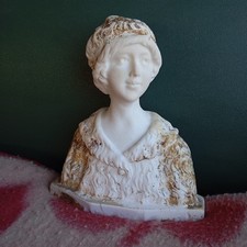 Buste décoratif femme en plâtre blanc et doré, finition mate, autoportant