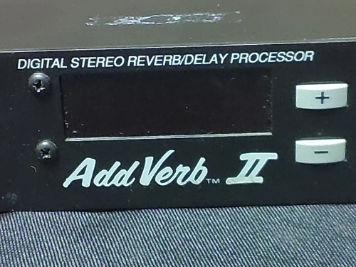 Peavey Adverb II serial 0A-04768016 - Picture 3 of 8