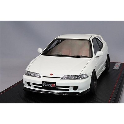 Ignition Model Honda Integra Type R DC2 Pearl White RS Watanabe 1/18