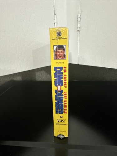 Dumb and Dumber Jeff Daniels Jim Carrey VHS VCR Casette Tape NEW SEALED - Picture 4 of 5