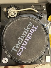 2x Pair Technics 1210 M5g Turntable With Shure Cartridge Mint Barely Used