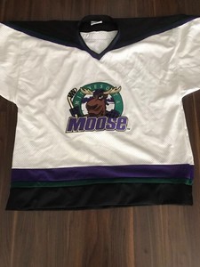 minnesota moose hockey jersey