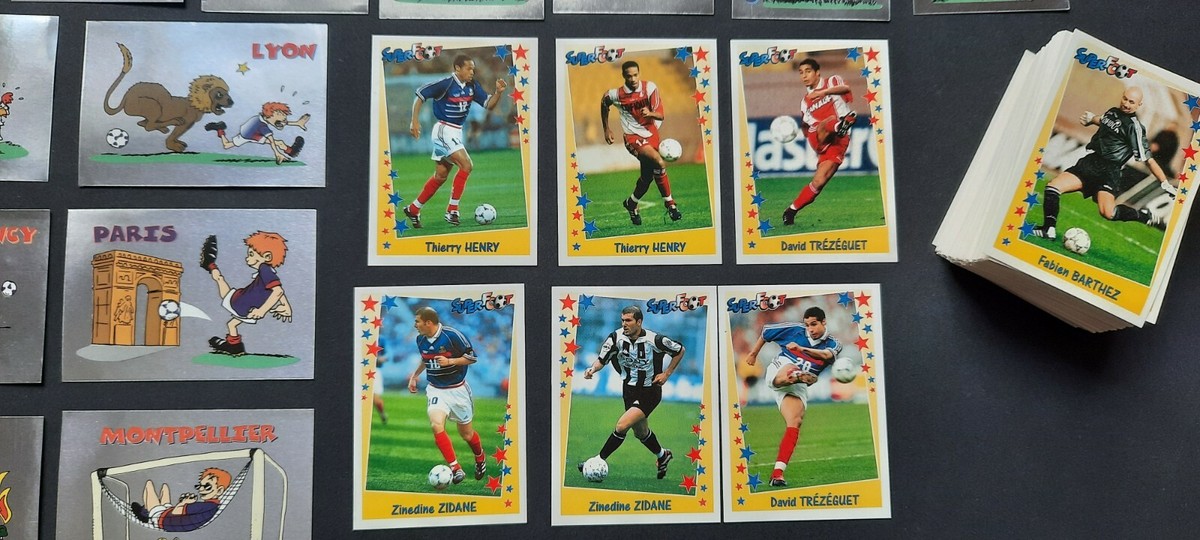 サッカー／'90イタリアW杯レプリカ瓶 Bonhams : Italia 1990