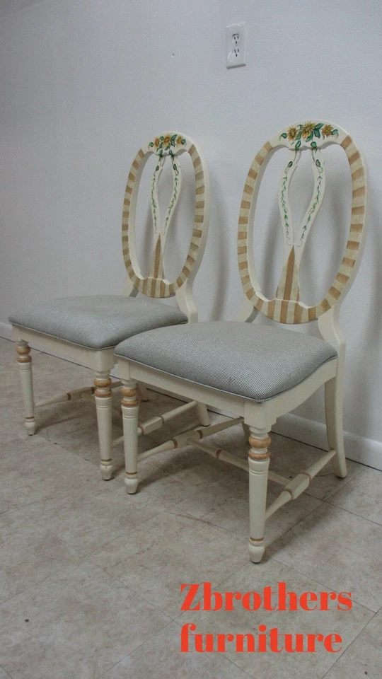 2 sillas laterales de comedor francesas con respaldo de globo decoradas con pintura para muebles Lexington B Foto 3 de 4