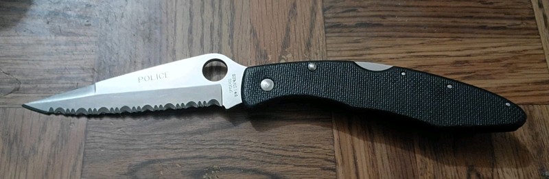 Spyderco GIN-1 Police knife early vintage G10 G-10 no liners GIN 1 