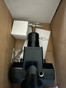 Arrow Pneumatics R398G Regulator With Gage