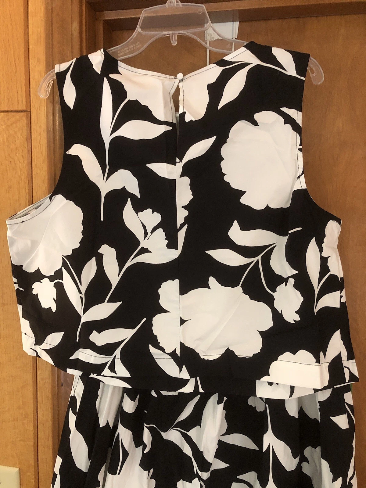 Gonna midi Kate Spade nera e panna floreale con top abbinato media nuova con etichetta SET