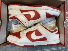 Nike Dunk Low Retro Championship Red Universi...