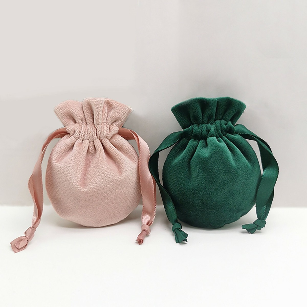 Silky Velvet Jewelry Pouches Small Wedding Favor Bags Party Favor Bags  Wholesale