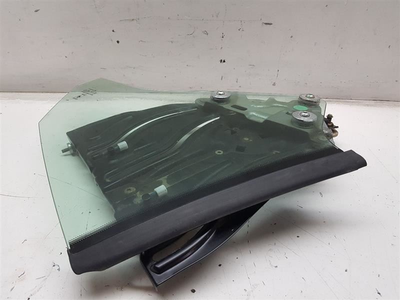 2015-2019 FERRARI CALIFORNIA PORTOFINO REAR LEFT SIDE DOOR QUARTER WINDOW GLASS