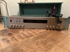 1980s Vestax SL-201 MKII Stereo Compressor Rackmount