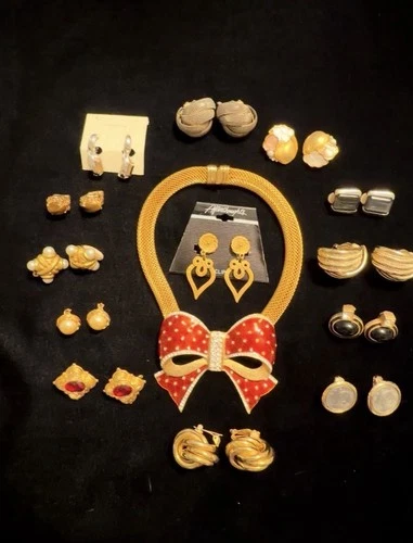 Vtg 80’s Glam Costume Jewelry Lot Chunky Gold Silver Tone Clip Earrings Necklace