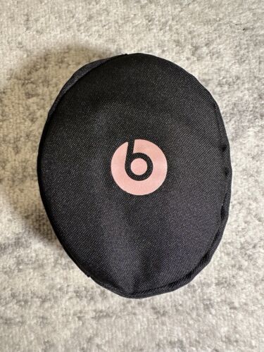 Beats Solo3 Wireless On-Ear Headphones - Apple W1 Headphone Chip, Bluetooth - Picture 2 of 9